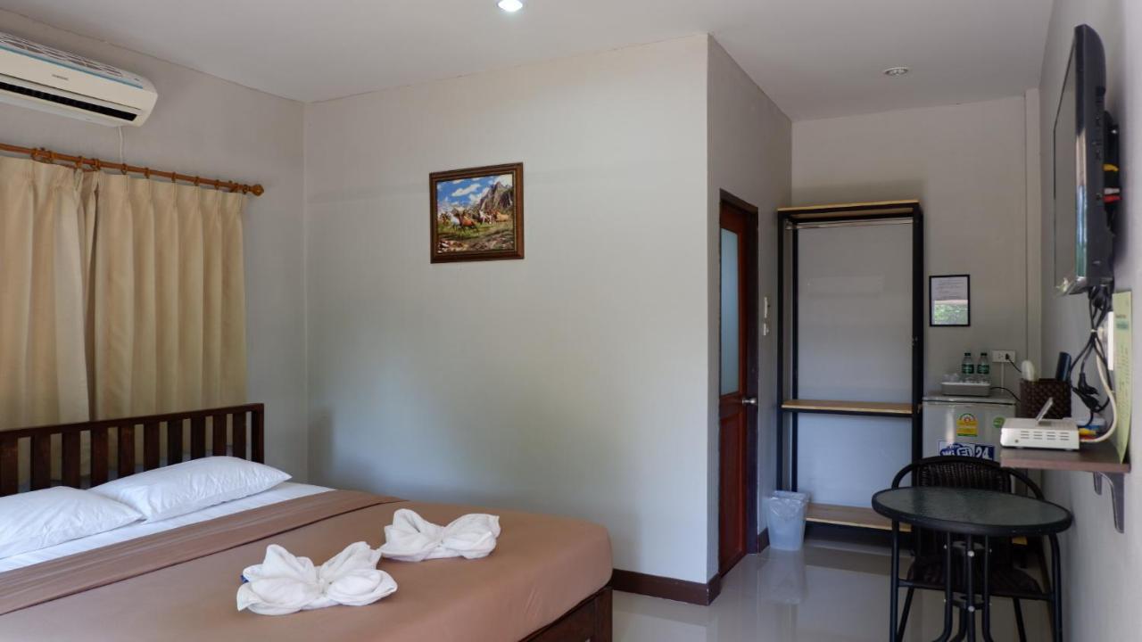 Resort Railumpoo Nakhon Sawan Dış mekan fotoğraf