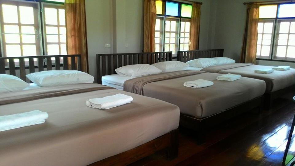 Resort Railumpoo Nakhon Sawan Dış mekan fotoğraf