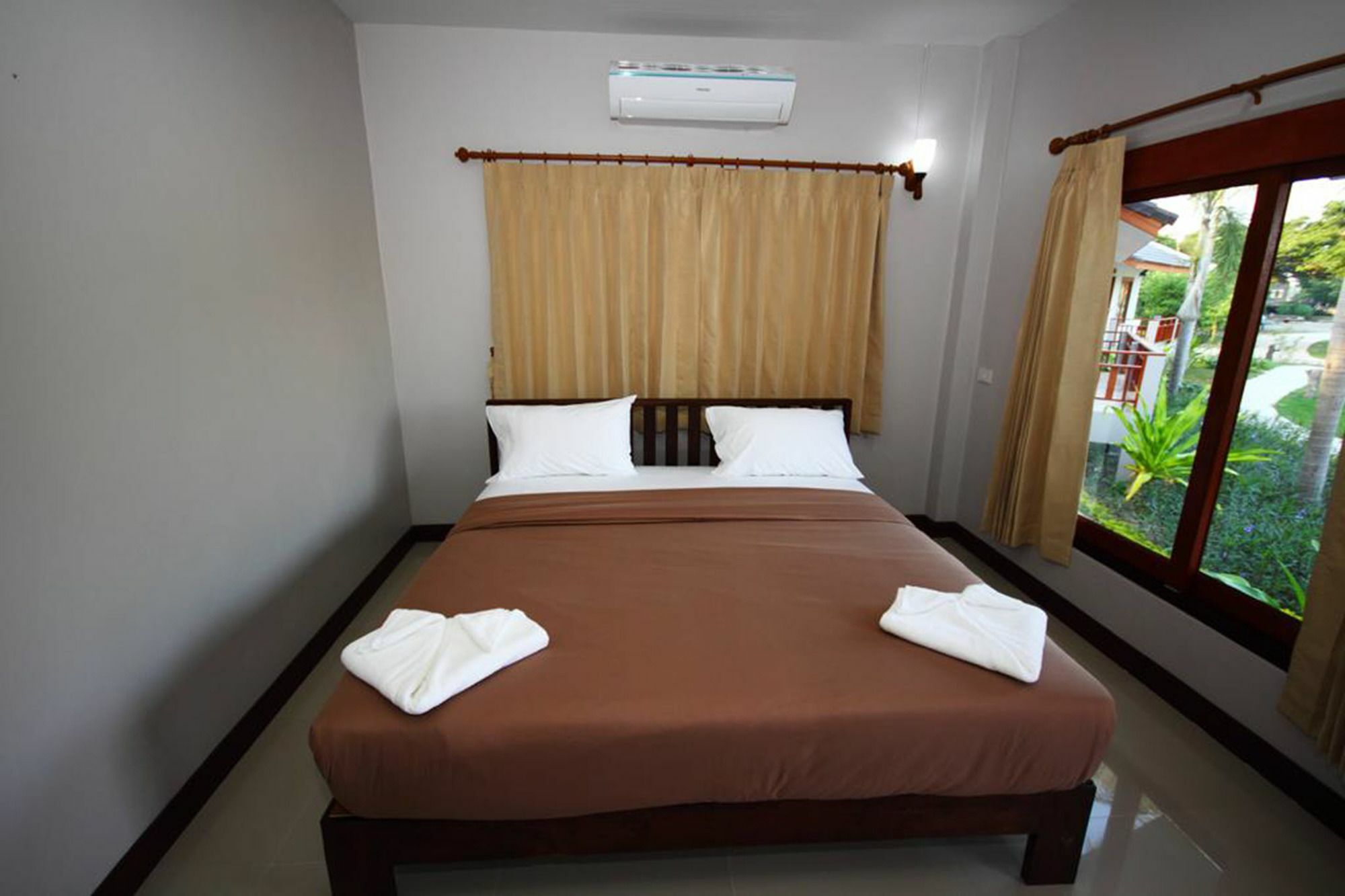 Resort Railumpoo Nakhon Sawan Dış mekan fotoğraf